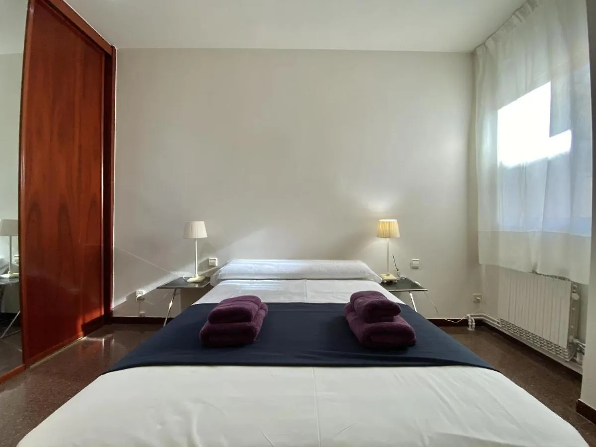 Gold Dreem Les Corts Apartman Barcelona