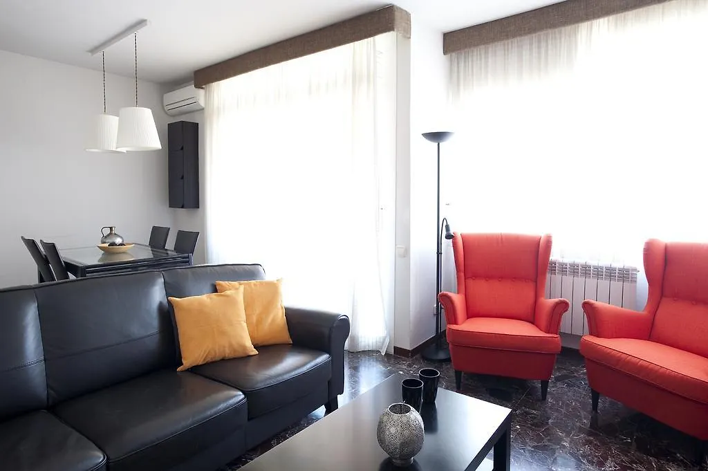 Gold Dreem Les Corts Apartman Barcelona